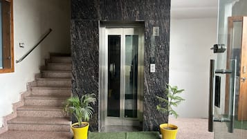 Nội thất lối vào