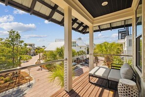 Property grounds - Seacrest! Steps to Pools, Town, & Beach! Private Gym & 4 Bikes Included! (Rosemary Beach)