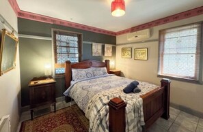 2 Schlafzimmer, Schreibtisch, Bügeleisen/Bügelbrett, kostenloses WLAN