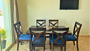 Unclassified image, 2 of 28, button - 3-Bedroom Apartment with Panoramic Rooftop Terrace — Gauthier, Casablanca (Casablanca)