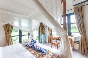 2 bedrooms, WiFi, bed sheets - Charming 2-bedroom villa in enchanting Bali with ricepaddy view (Bali)