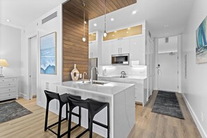 Fridge, microwave, oven, dishwasher