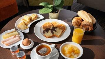 Daily buffet breakfast (EUR 12 per person)