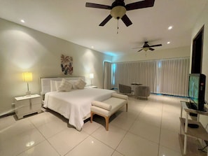 Iron/ironing board, free WiFi, bed sheets