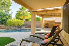 House (5 Bedrooms) | Interior