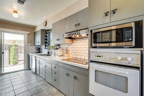 House (3 Bedrooms) | Interior - < 1 Mi to Oakland A's Park: West Sacramento Home (West Sacramento)