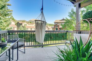 Apartment (2 Bedrooms) | Interior - 8 Mi to Copper Mtn: Frisco Home w/ Shuttle Access (Frisco)