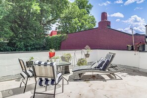 Apartment (1 Bedroom) | Interior - Walkable Apt in York St Historic District (Newport)