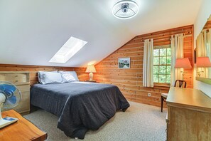 Interior - 1 Mi to Rangeley Lake: Cabin w/ Wraparound Deck! (Rangeley)