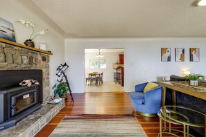 House (3 Bedrooms) | Interior - Boat Ramp + Dock: Waterfront Home on Clear Lake (Kelseyville)