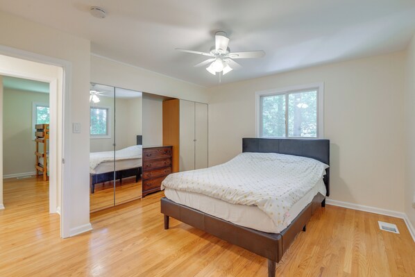 House (3 Bedrooms) | Interior