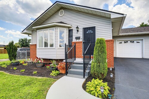 Charming Kingsport Home w/ Spacious Fenced Yard!