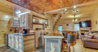 Steps to Marina & Beach: Couples Cottage in Pepin