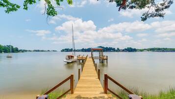 House (3 Bedrooms) | Front of property