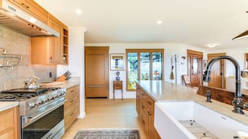House (1 Bedroom) | Interior