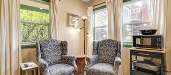 < 1/2 Mi to Osu: Studio in Corvallis Near Parks