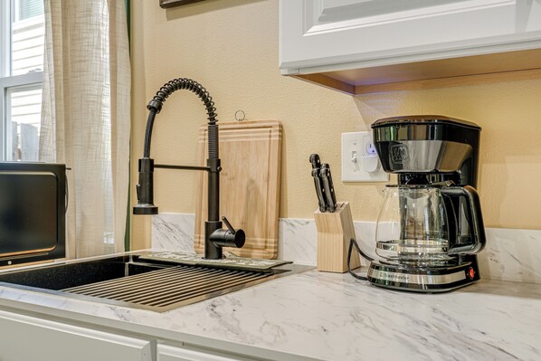 Apartment (0 Bedroom) | Interior