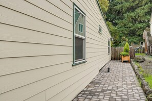 Apartment (0 Bedroom) | Interior