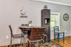 House (0 Bedroom) | Interior