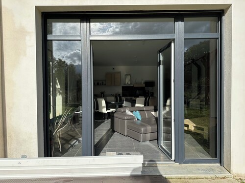 House 4 bedrooms, private garden - near Lac d'Orient and Troyes - Up to 10 people