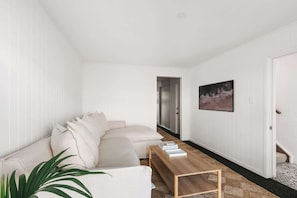 TV, offices