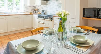 Samphire Cottage, Holt, Norfolk