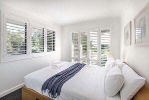 4 chambres, lit parapluie, Wi-Fi gratuit, draps fournis
