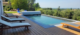 New villa with king-size bedding, exceptional panorama