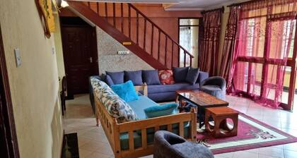 Lux Suites Weavers Haven Guest House