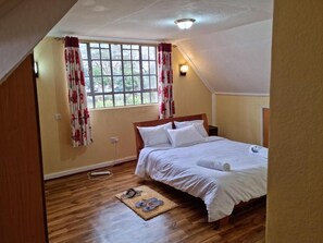 Familiebungalow - udsigt til have | Gratis Wi-Fi, sengetøj