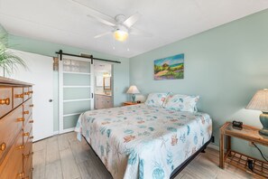 3 habitaciones, tabla de planchar con plancha y acceso a internet 