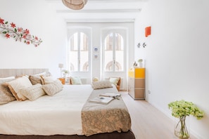 1 chambre, fer et planche à repasser, Wi-Fi gratuit, draps fournis
