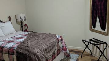 1 bedroom, bed sheets