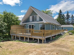House, 3 Bedrooms | Exterior
