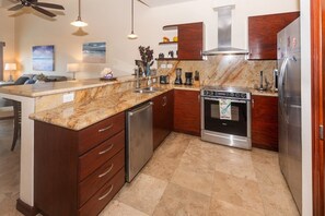 Villa, 2 Bedrooms | Private kitchen | Fridge, oven, coffee/tea maker