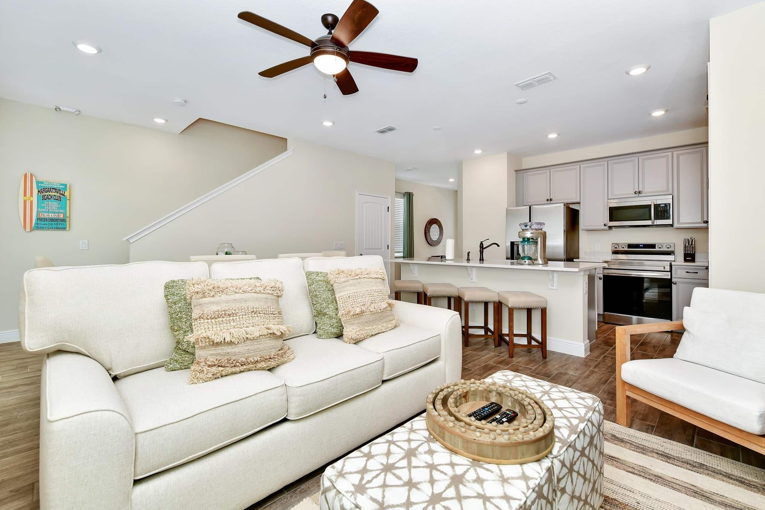 Appartement, 4 slaapkamers | Woonruimte | Smart-tv