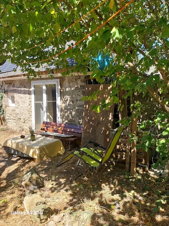 Property grounds. Character house from 1816
