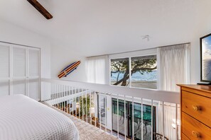 2 bedrooms, iron/ironing board, Internet, bed sheets