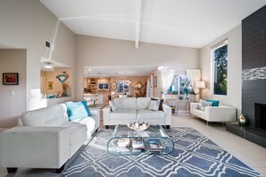 Smart TV, fireplace, ping pong