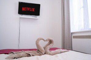 1 habitación, escritorio, tabla de planchar con plancha y wifi gratis