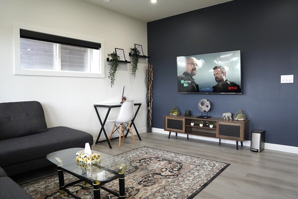 Smart TV - The Cozy Nook of Seton (Calgary)
