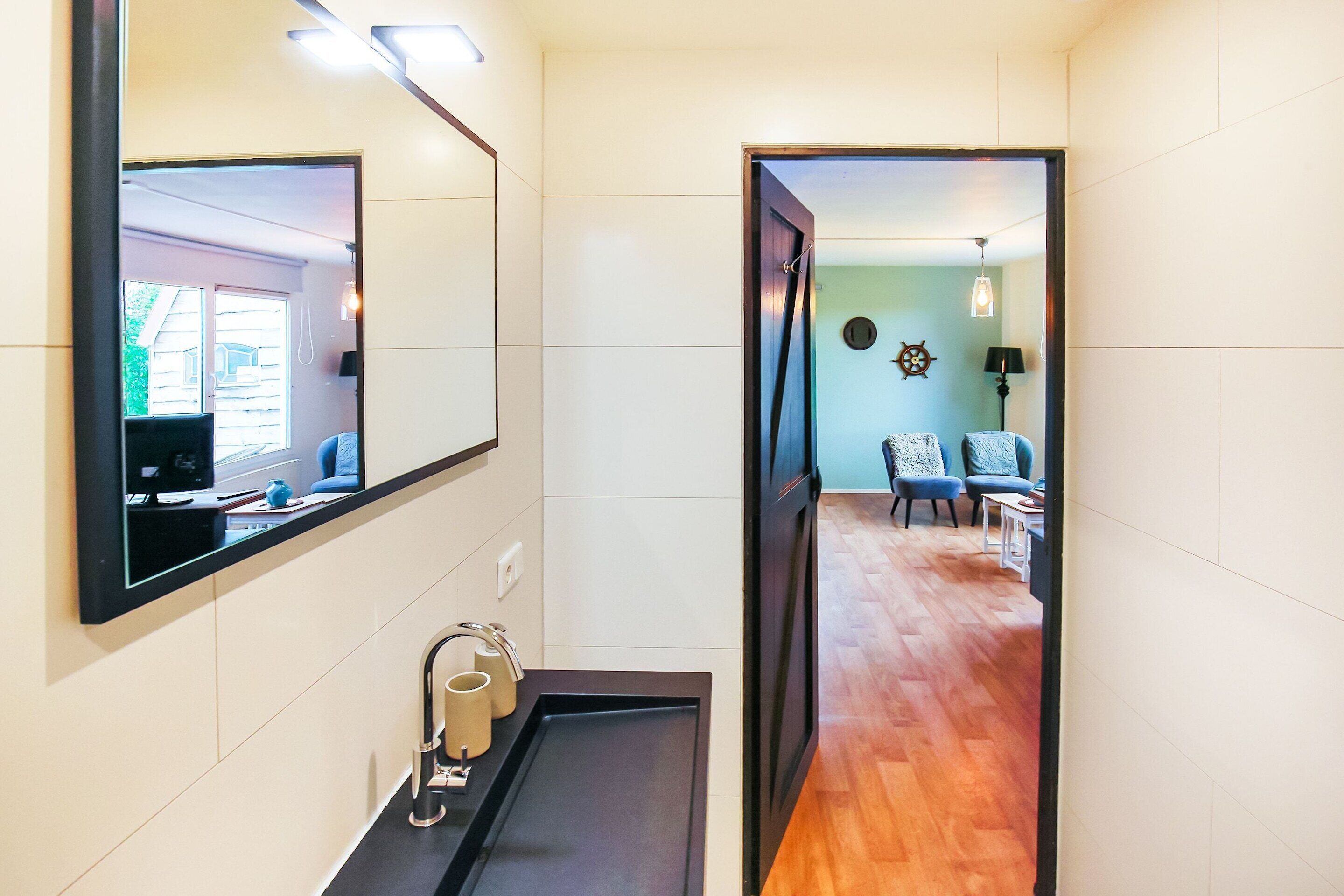 Apartment | Bathroom