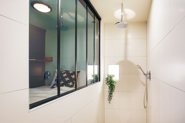Apartment | Bathroom