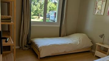 Rumah | 3 kamar tidur dan dilengkapi dengan perabotan berbeda-beda