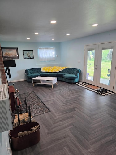 Delightful apartment with WiFi in charming Glasgow