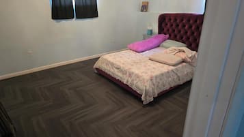 1 bedroom, WiFi, bed sheets