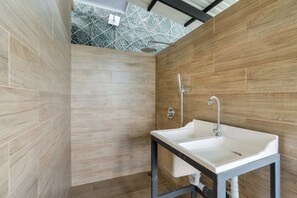 Shower - Modern Home with Lush Mountain Views and Spectacular Shaded Terrace in Private Gated Community (Playa Potrero)
