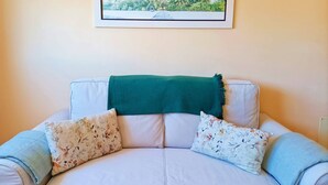 Apartment, 1 Bedroom, City View | Bahagian dalam