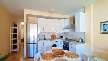 Apartament, 1 dormitori, pati, vistes a la ciutat | Interior