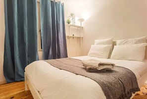 1 bedroom, free WiFi, bed sheets